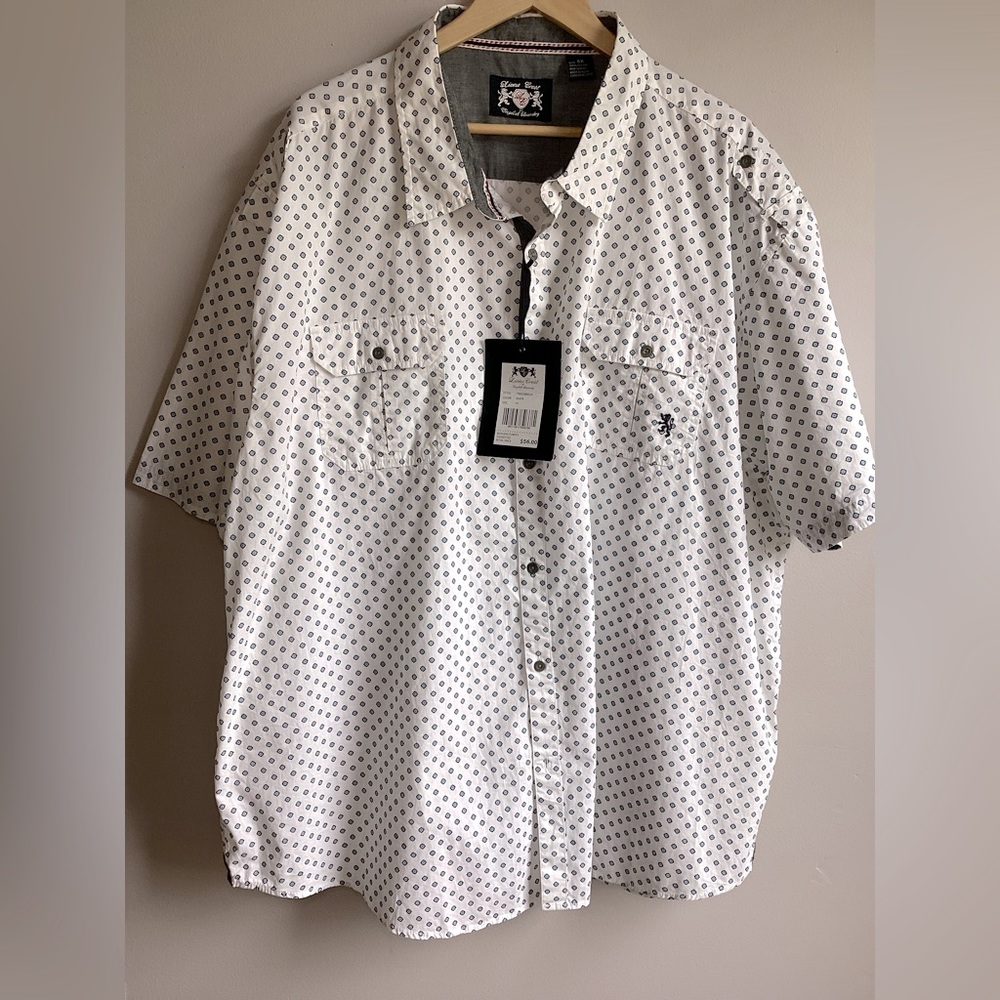 Lion’s Crest Short sleeve button up shirt